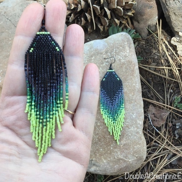 𝅺Black and Lime Green Beaded Earrings with Fringe, New, Handmade by Me - Picture 10 of 11